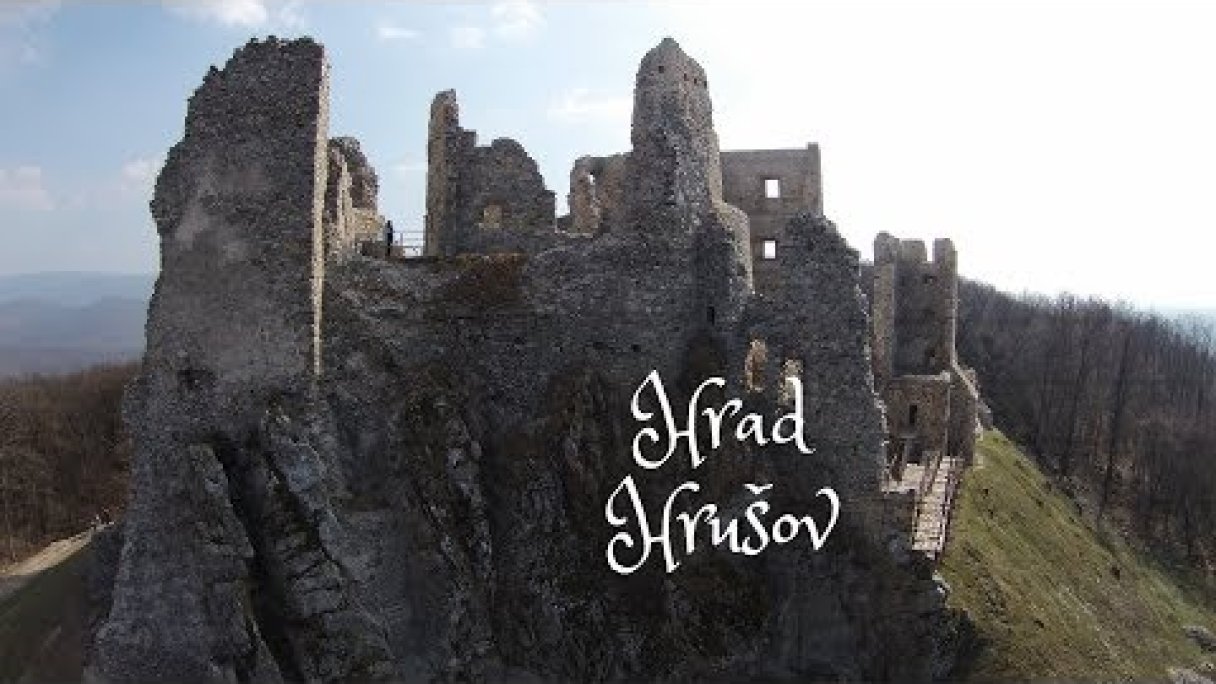 Hrad Hrušov Autor: Daniel Kupec Zdroj: https://www.youtube.com/@DanielKupecVideo