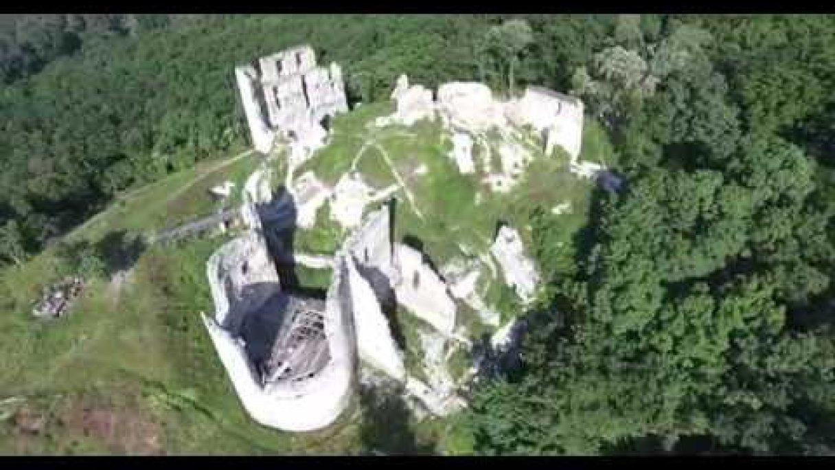 Oponický hrad 4K Autor: Juraj Medo Zdroj: https://www.youtube.com/@JurajMedo Oponický hrad 4K Autor: Juraj Medo Zdroj: https://www.youtube.com/@JurajMedo
