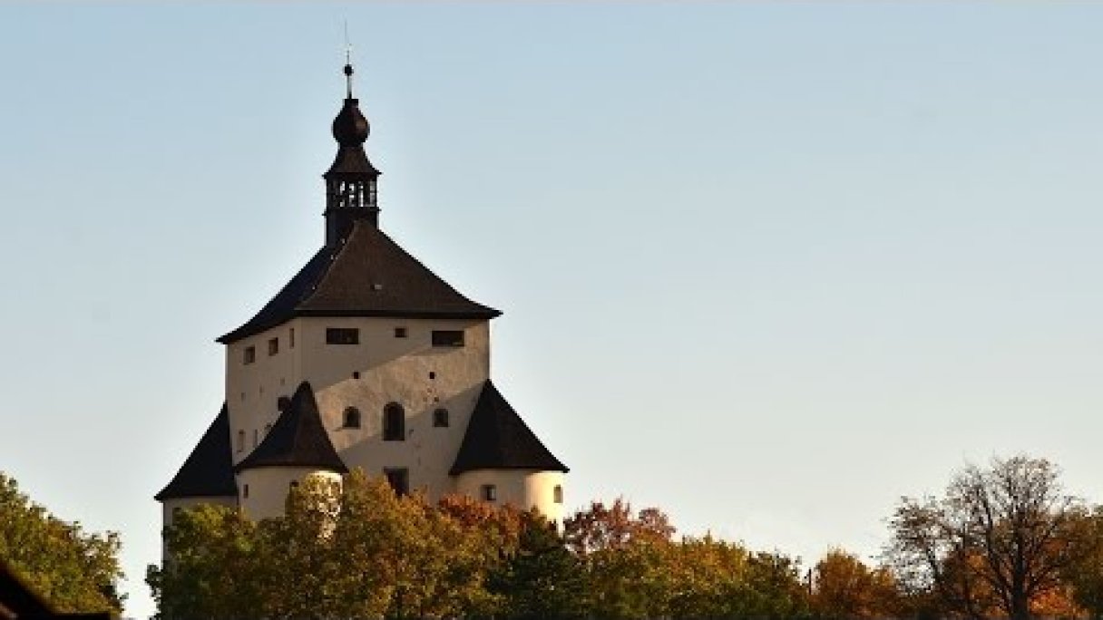 Nový zámok, Banská Štiavnica HD Autor: Krajinou.sk Zdroj: https://www.youtube.com/@Krajinousk Nový zámok, Banská Štiavnica HD Autor: Krajinou.sk Zdroj: https://www.youtube.com/@Krajinousk