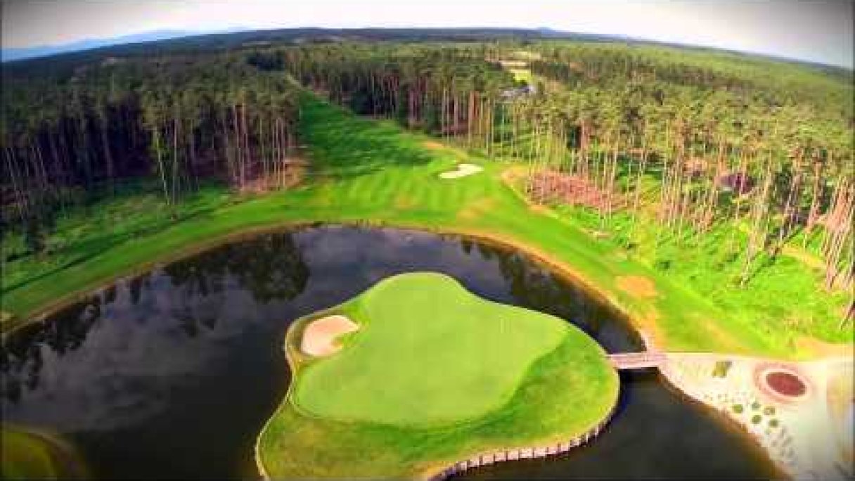 Penati Golf Resort Autor: Penati Golf Resort Zdroj: https://www.youtube.com/@penatigolfresort5993 Penati Golf Resort Autor: Penati Golf Resort Zdroj: https://www.youtube.com/@penatigolfresort5993