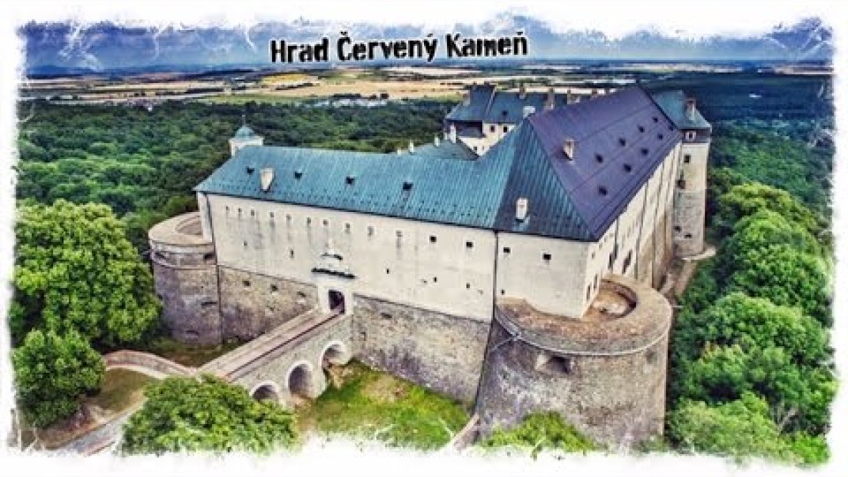 Hrad Červený Kameň  Autor: Marian Šimko Zdroj: https://www.youtube.com/@MarianSimko68