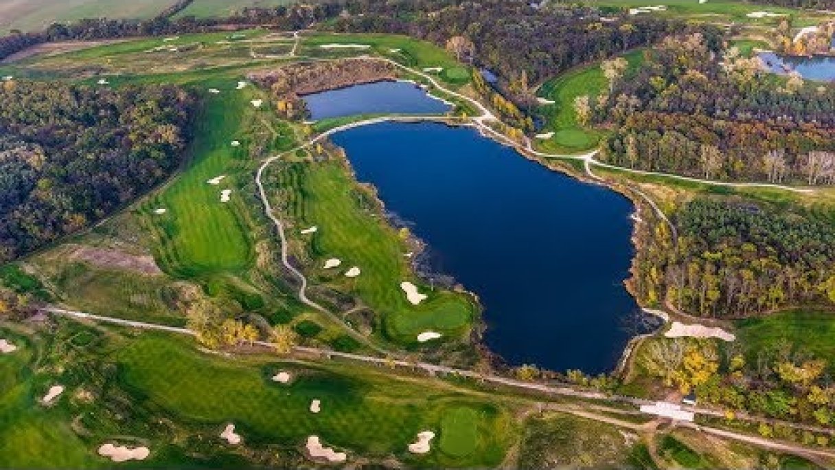 Sedin Golf Resort Autor: Teamsales UAV Zdroj: https://www.youtube.com/@teamsalesuav5811 Sedin Golf Resort Autor: Teamsales UAV Zdroj: https://www.youtube.com/@teamsalesuav5811