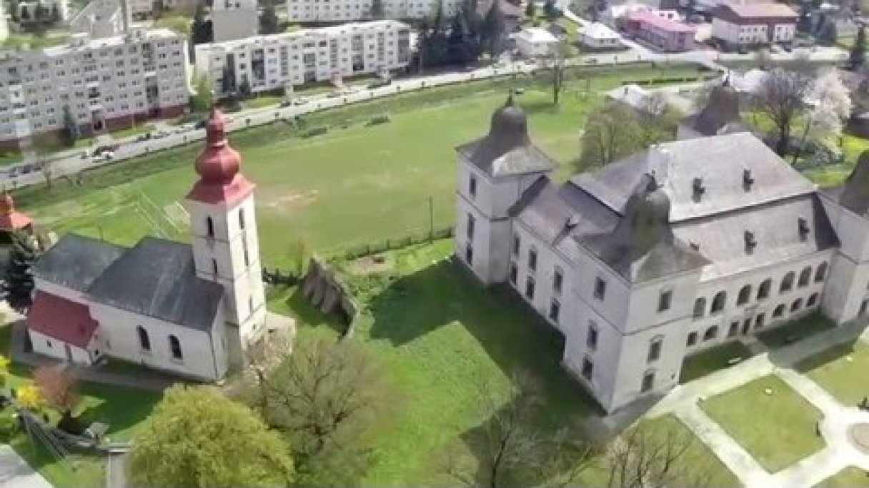 Hanušovce nad Topľou Autor: Dusan Balara Sr. Zdroj: https://www.youtube.com/@duba120