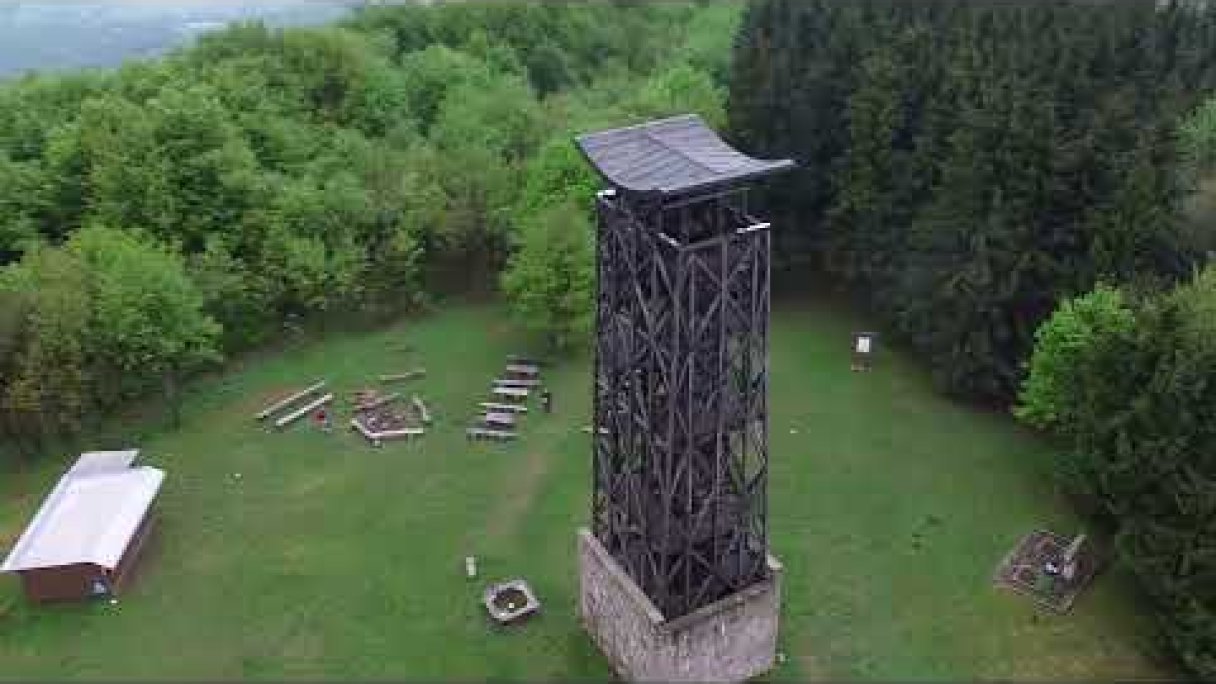 Veľký Lopeník (rozhľadňa) Autor: Robert Baumgartner Zdroj: https://www.youtube.com/@baumgartner_robert