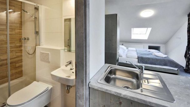 Jednospálňový apartmán podkrovie - kuchynský kút