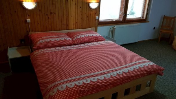 Dvojlôžková izba na prízemí Dvojlôžková izba na prízemí