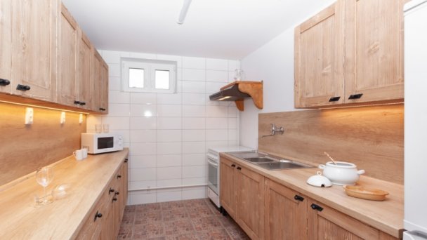 Kuchyňa apartmán na prvom poschodí