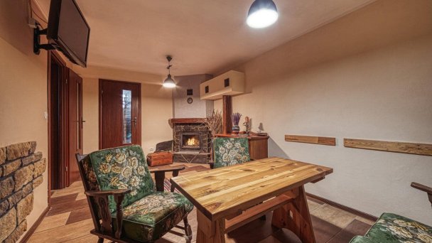 Spoločenské priestory izbová časť Spoločenské priestory izbová časť