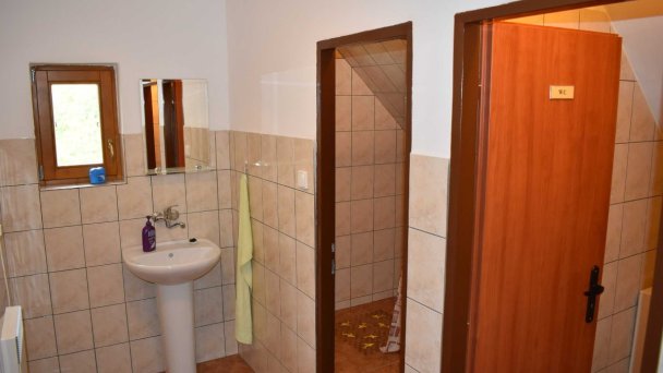 Sociálne zariadenie na poschodí Sociálne zariadenie na poschodí