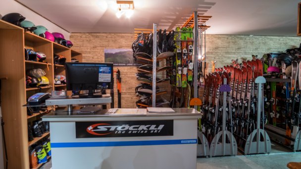 VEVERICA SPORT SHOP - požičovňa lyžiarskej a snb výstroje