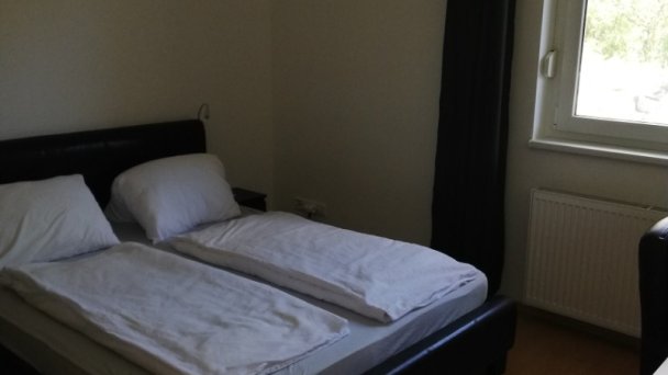 Izba manželská posteľ
