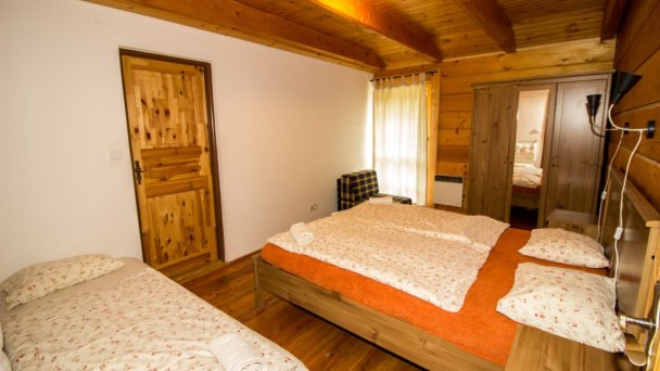 Ubytovanie Ski Čierny Balog 90