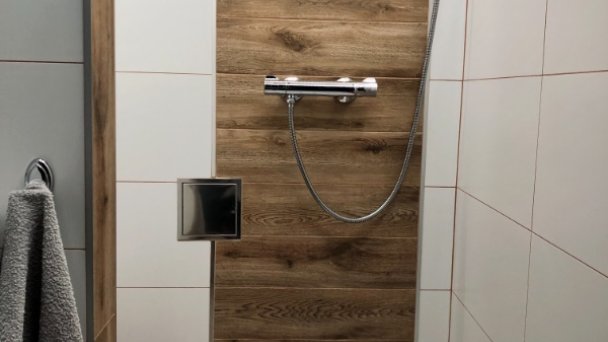 Drevenička pri vleku Zuberec 21