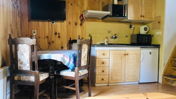 Drevenička pri vleku Zuberec 28