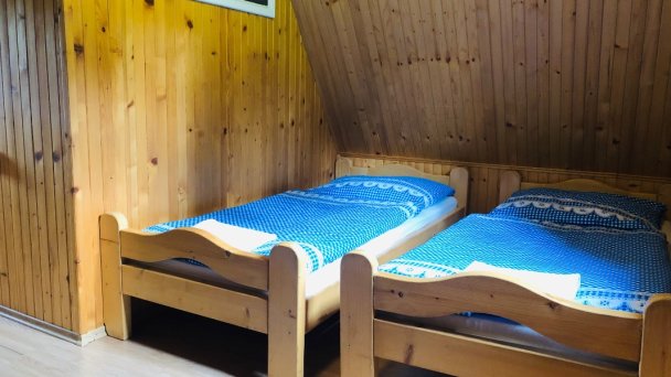 Drevenička pri vleku Zuberec 35