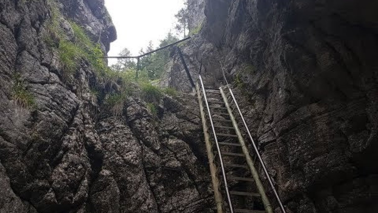 Prosiecka a Kvačianska dolina - Slovak nature Autor: Lukas Blaho - ZALESACTVO Zdroj: https://www.youtube.com/@Luki_Zalesactvo