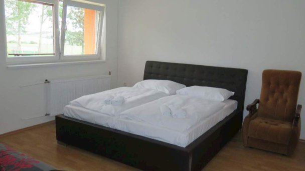 Ubytovňa Kriváň Važec 7