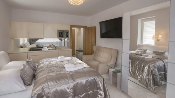Apartmány a drevenička U Ježka Ždiar 10