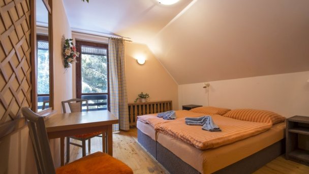 Chata Pleso Tatranská Štrba 28 Chata Pleso Tatranská Štrba 28