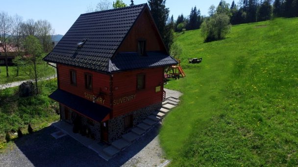 Chata pri potoku Ždiar 10
