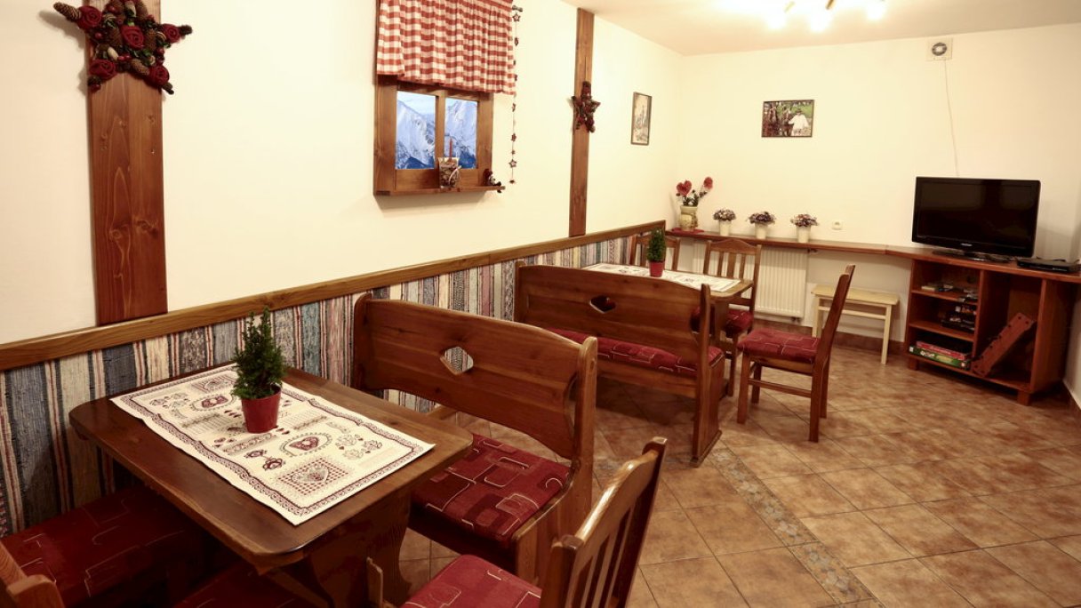 Privát pod korunami stromov Nemešány Ždiar 2