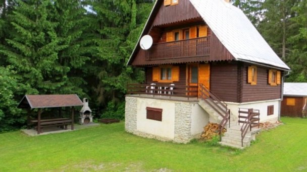 Chaty Alica a Lucia Kubínska hoľa - Dolný Kubín 8