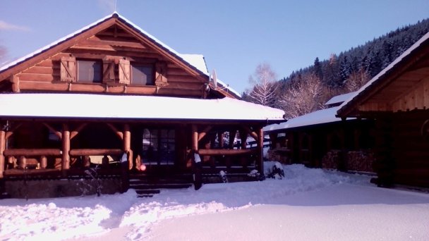 Drevenica Southfork Hnilčík 9