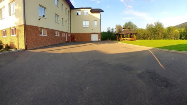 Agrohotel Tri Brezy Hruštín 16