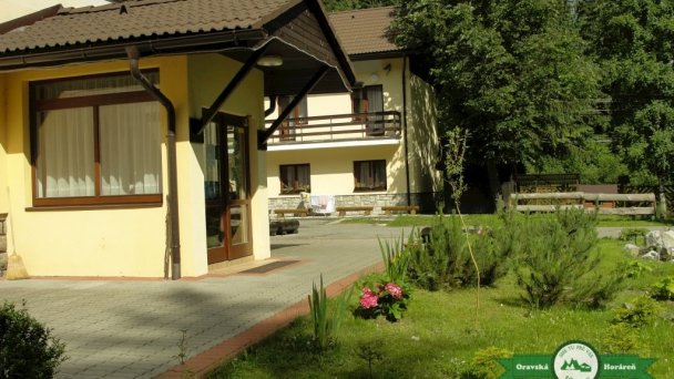 Penzión Oravská horáreň Hruštín 8 Penzión Oravská horáreň Hruštín 8