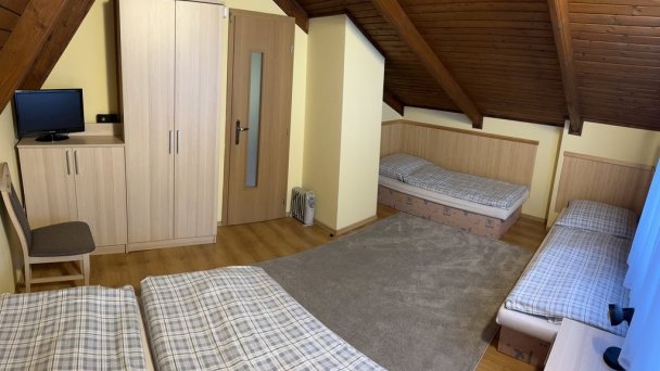 Chata Hoľa na Kubínskej holi Dolný Kubín 5 Chata Hoľa na Kubínskej holi Dolný Kubín 5