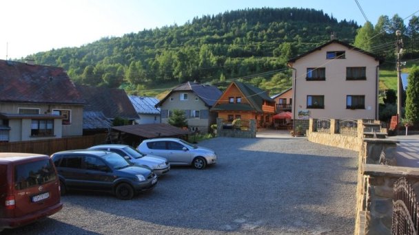 Penzión Kamzík a Drevenica Habovka 73