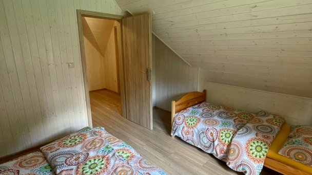 Chatka Gos na Oravskej priehrade Námestovo 28