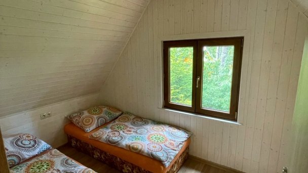 Chatka Gos na Oravskej priehrade Námestovo 29