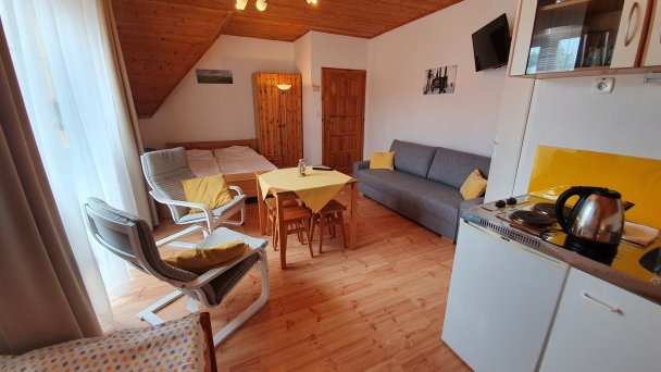 Ubytovanie Žltý dom Vrbov 48 Ubytovanie Žltý dom Vrbov 48