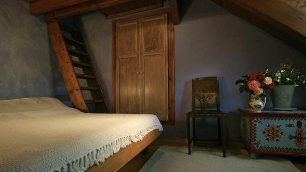 Kamenný dom Abrahámovce 8