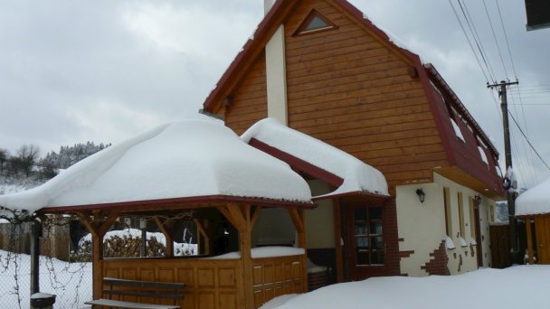 Rekreačná usadlosť, Penzión a chaty Pieninka Lesnica 23
