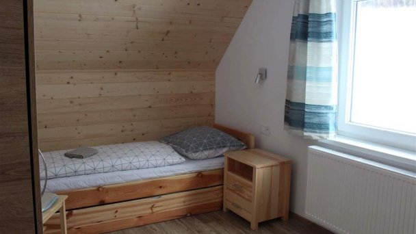 Rekreačná usadlosť, Penzión a chaty Pieninka Lesnica 18