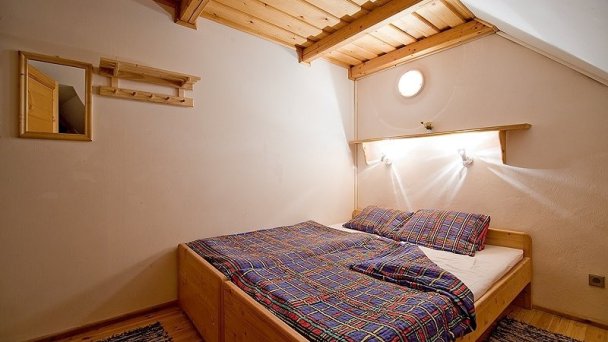Chalupa pri potôčiku Zázrivá 33 Chalupa pri potôčiku Zázrivá 33