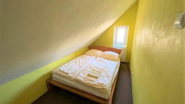 Ubytovňa VARTÁŠ  Oravský Podzámok 9