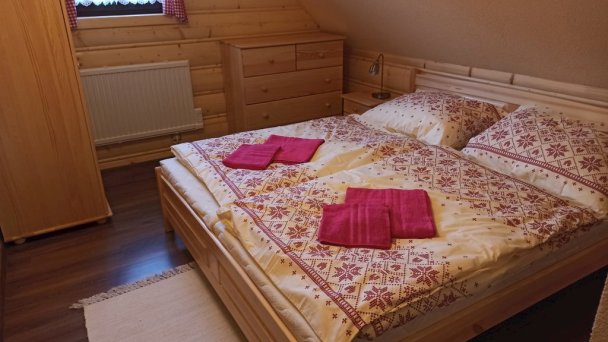 Drevenice Danka a Hanka Zázrivá 7