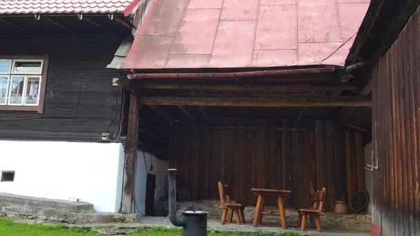 Oravská drevenička Lomná 17