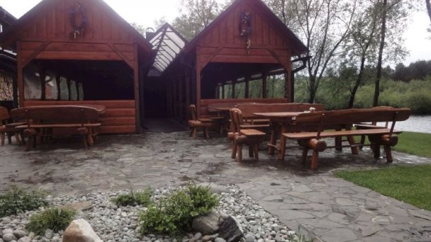 Penzión Pltník Červený Kláštor 35 Penzión Pltník Červený Kláštor 35