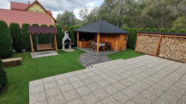 Drevenica pod Troma Korunami Červený Kláštor 12 Drevenica pod Troma Korunami Červený Kláštor 12