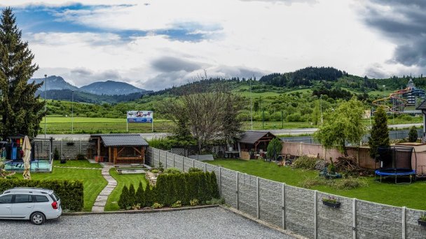 VILA AJKA Bešeňová 10