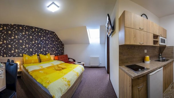 VILA AJKA Bešeňová 34