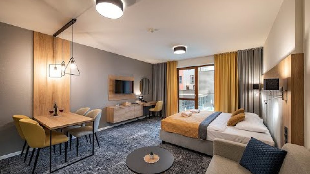Apartmán Drahokam Bešeňová Autor: Apartmány Bešeňová - Drahokam Zdroj: https://www.youtube.com/@apartmanybesenova-drahokam8417