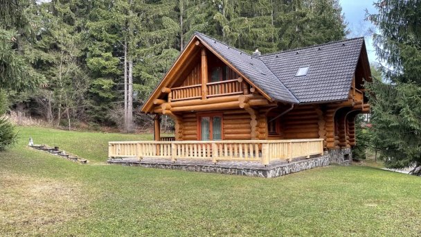 CHATA MARÍNA KUBÍNSKA HOĽA Dolný Kubín 29
