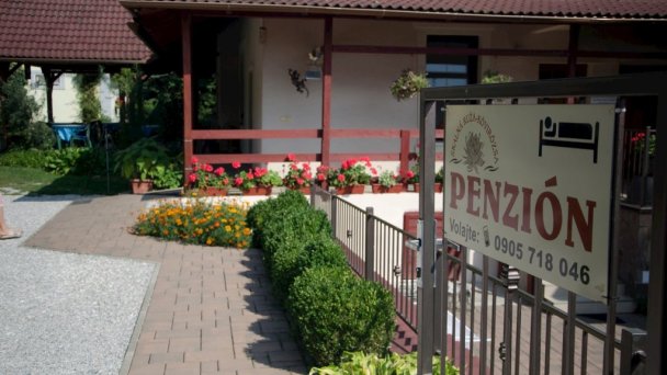 Penzión Skalná ruža Gemerská Hôrka 55