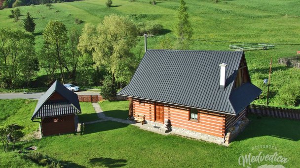 Drevenica MEDVEDICA Osturňa 28