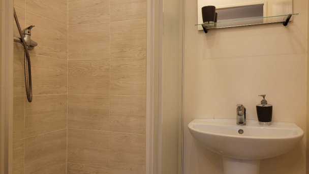 APARTMÁN***ROŽŇAVA 15 APARTMÁN***ROŽŇAVA 15